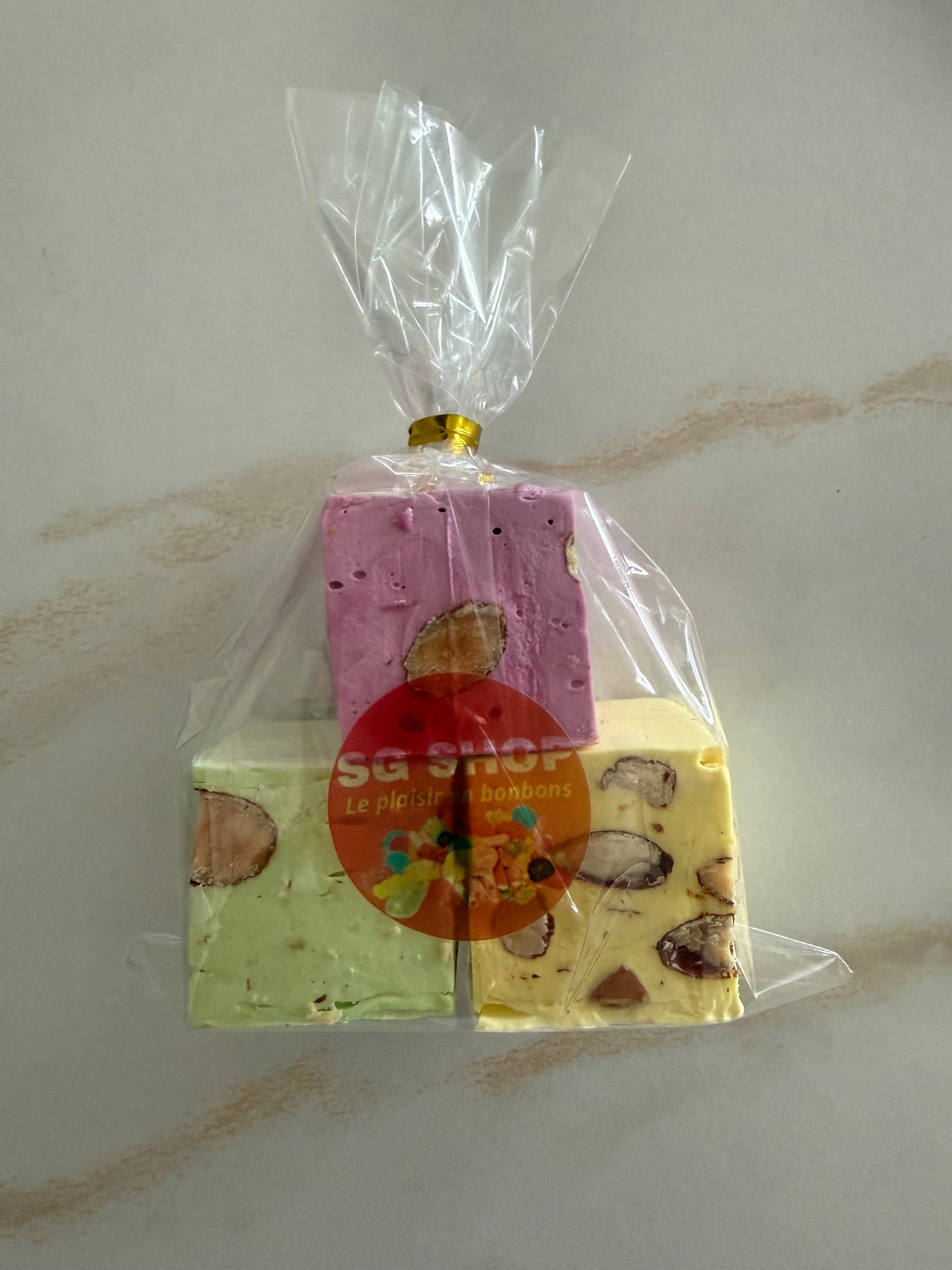 Sachet cadeau découverte Nougat -  74 g (3 gros cubes)
